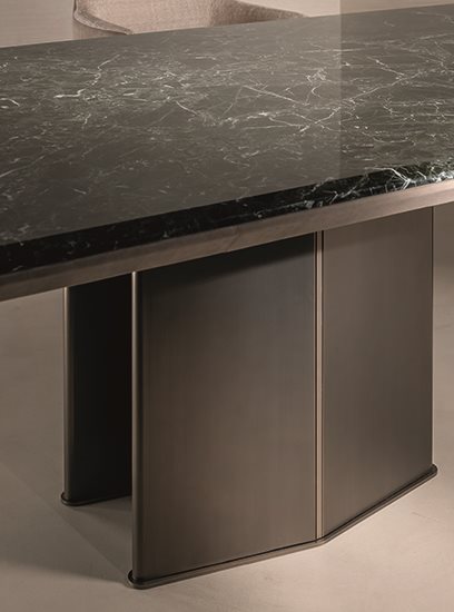 Table_Spectre_Gallery_Preview_09_26