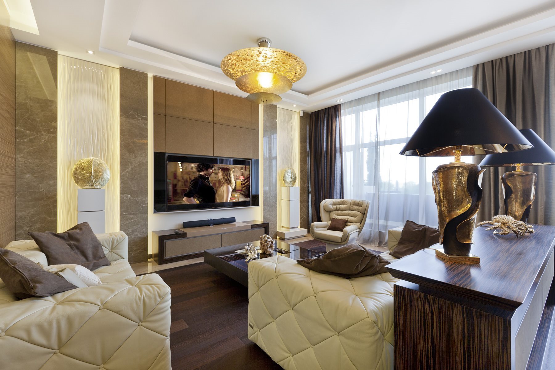 longhi_contract_SanPietroburgo_gallery_5